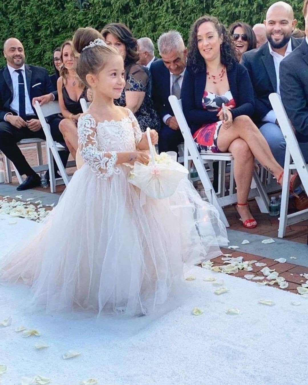 Chicloth Long Sleeve Tulle Lace Flower Girl Dress With Bowknot