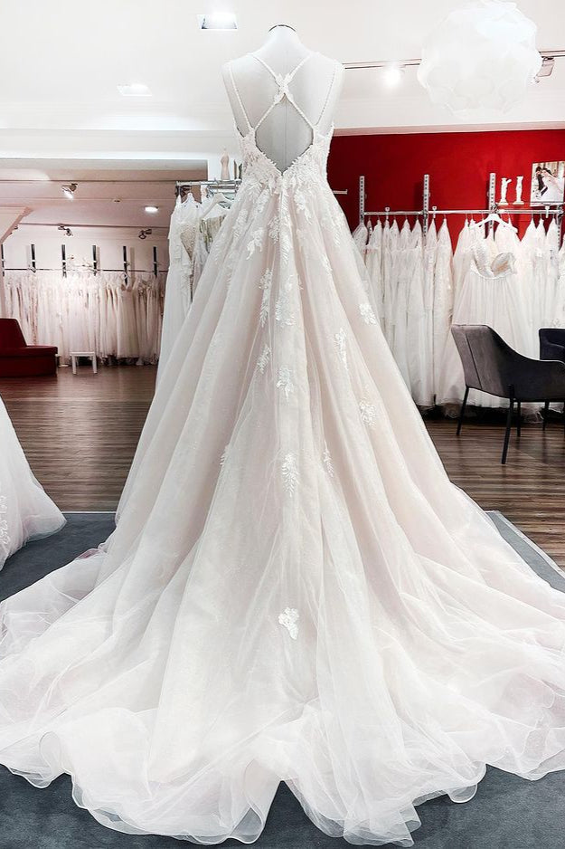 Chicloth Spaghetti Straps Tulle V Neck Ivory Ruffles Wedding Dresses With Lace