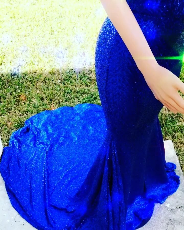 Chicloth Royal Blue V-Neck Mermaid Prom Dress Sequins Sleeveless Evening Gown