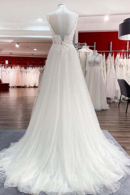 Chicloth Women Tulle V Neck Sleeveless Ruffles Wedding Dresses With Lace
