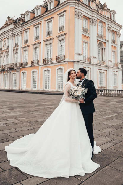 Chicloth White Long Sleeves Wedding Dress Ball Gown On Sale