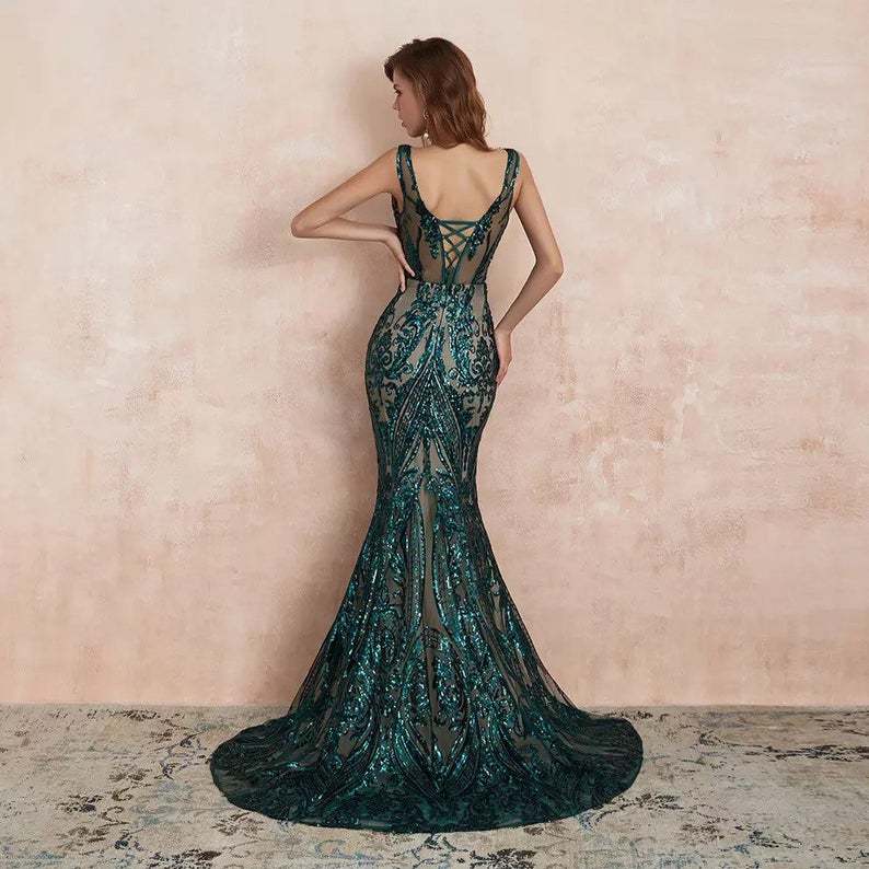 Chicloth Glamorous Green Sequins Mermaid Evening Gowns Long V-Neck Prom Dress On Sale