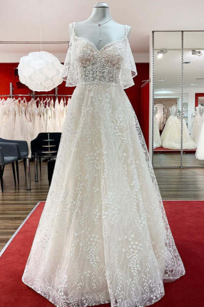 Chicloth Gorgeous Sleeveless Tulle Lace Appliques Sweetheart A-Line Wedding Dresses