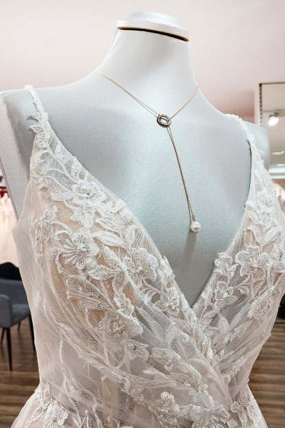 Chicloth Elegant V Neck Ivory Sleeveless Ruffles A-Line Wedding Dresses