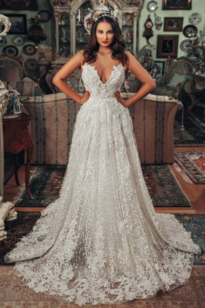 Chicloth V-Neck Sleeveless Lace Wedding Dress Summer Beach Bridal Gowns