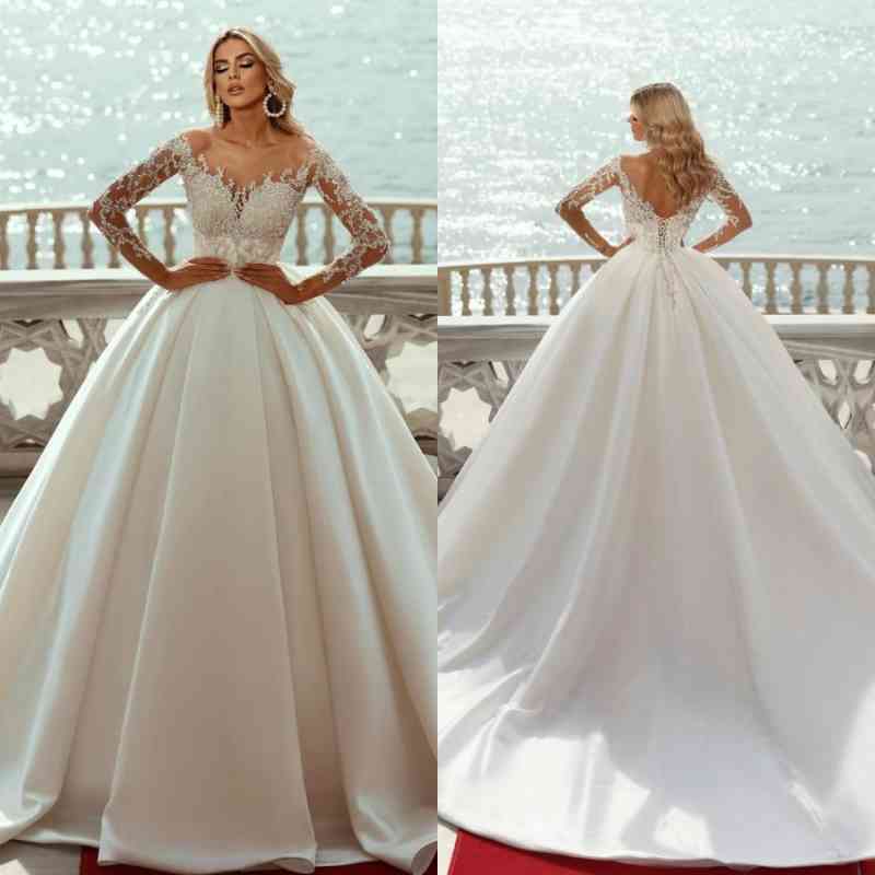 Chicloth Long Sleeves Wedding Dress Ball Gown With Appliques
