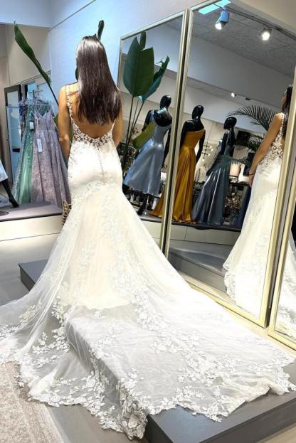 Elegant Sleeveless V-Neck Mermaid Wedding Dress Tulle Lace Appliques Bridal Dress