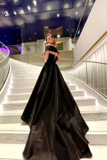 Chicloth Off-the-Shoulder Black Prom Dress Lace Up Split Online