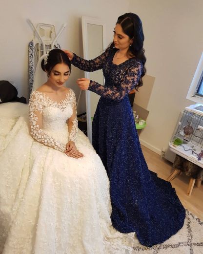 Chicloth Long Sleeves Lace Ball Gown Wedding Dress Off-the-Shoulder