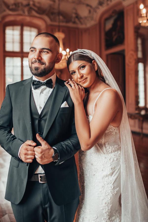 Chicloth Spaghetti-Straps Sweetheart Wedding Dress Lace Mermaid Sleeveless