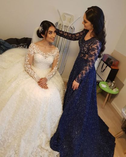 Chicloth Long Sleeves Lace Ball Gown Wedding Dress Off-the-Shoulder