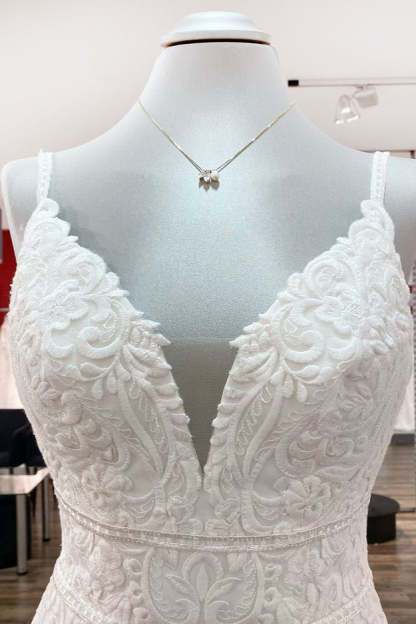 Chicloth Simply Jewel Sleeveless Satin Appliques V Neck Mermaid Wedding Dresses