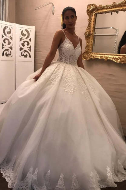 Chicloth V-Neck Spaghetti-Straps Lace Wedding Dress Ball Gown Sleeveless