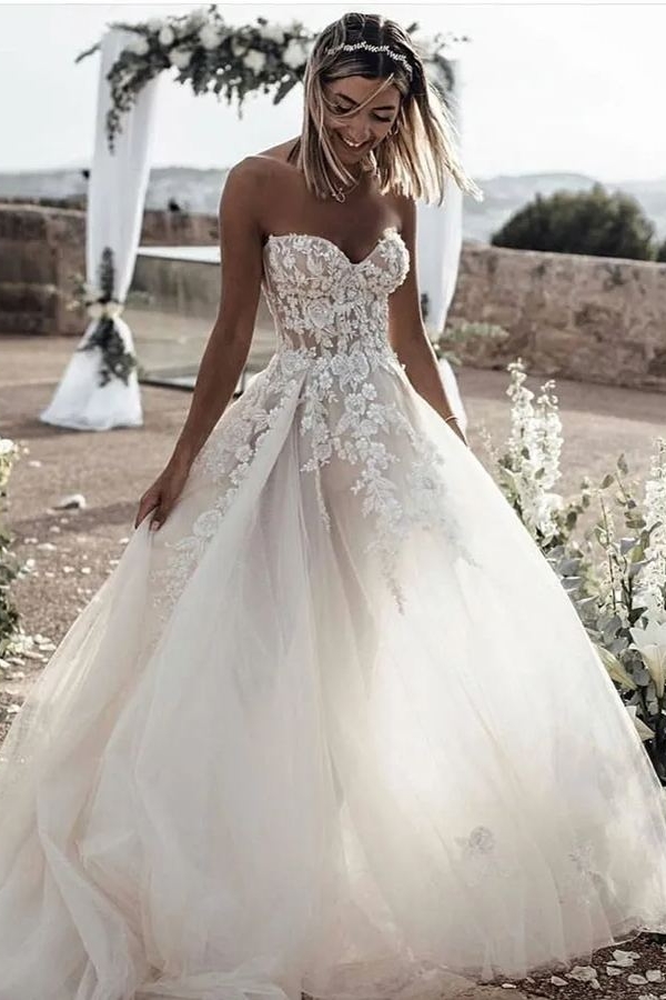 Simple White Sweetheart Boho Summer Beach Wedding Dress