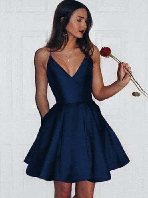 Chicloth Burgundy V-Neck Short Homecoming Dress Sleeveless