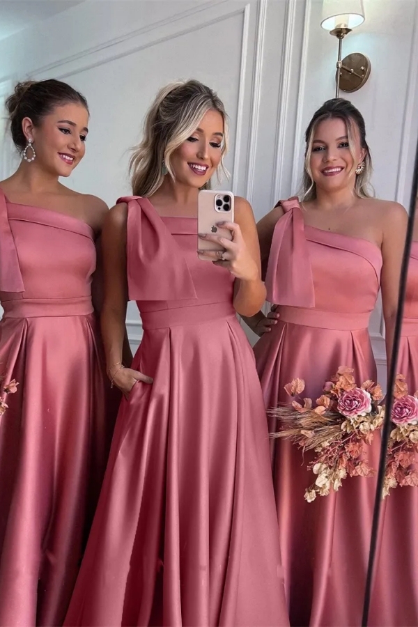 Chic A-Line Satin Bridesmaid Dresses With Pockets