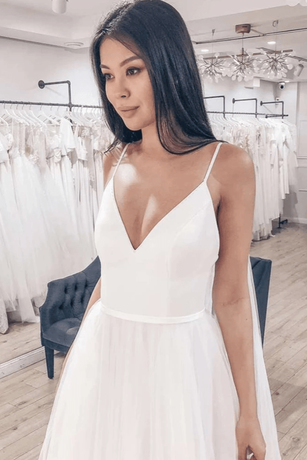 Backless A-Line Tulle Spaghetti Strap Wedding Dress