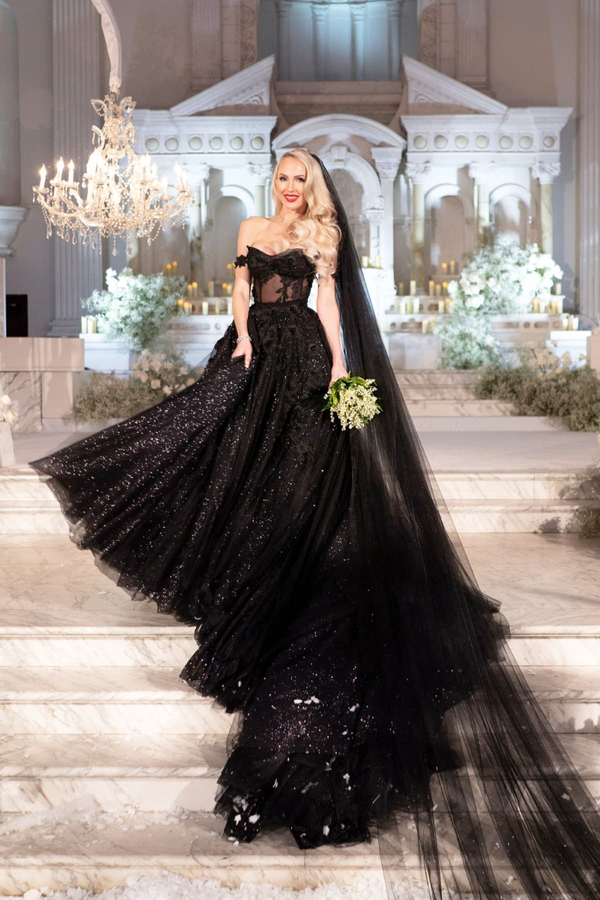 Black Off Shoulder Sleeveless A Line Wedding Dresses Glitter