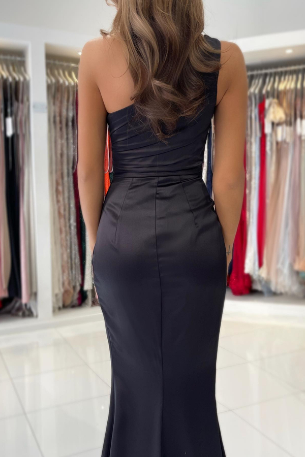 Black One-Shoulder Sleeveless Side Slit Evening Gown Floor-Length Simple Prom Dress