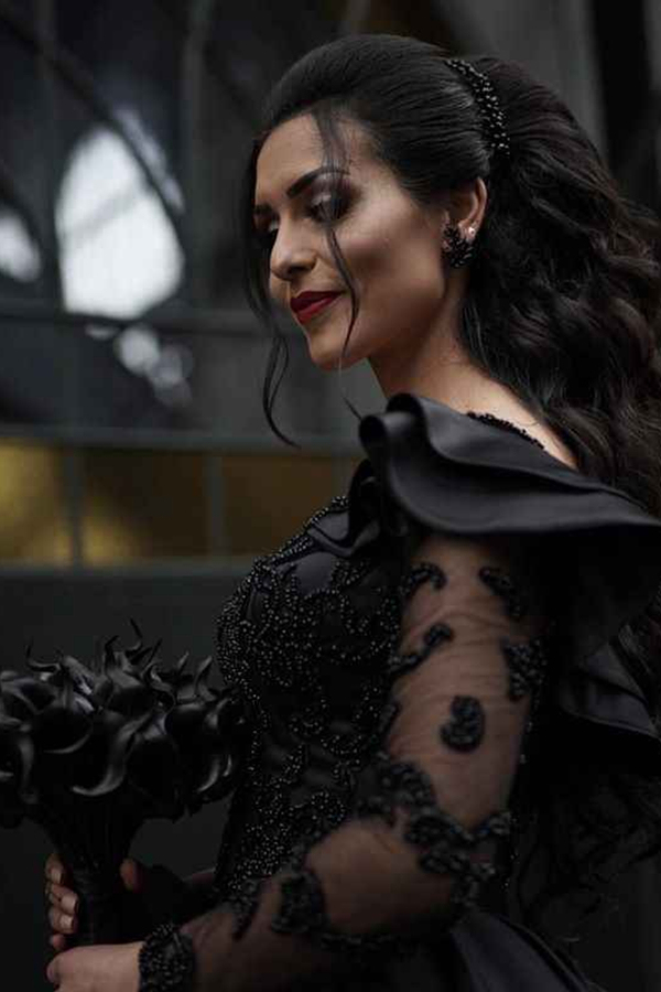 Black V-Neck Long Sleeve Ball Gown Wedding Dress