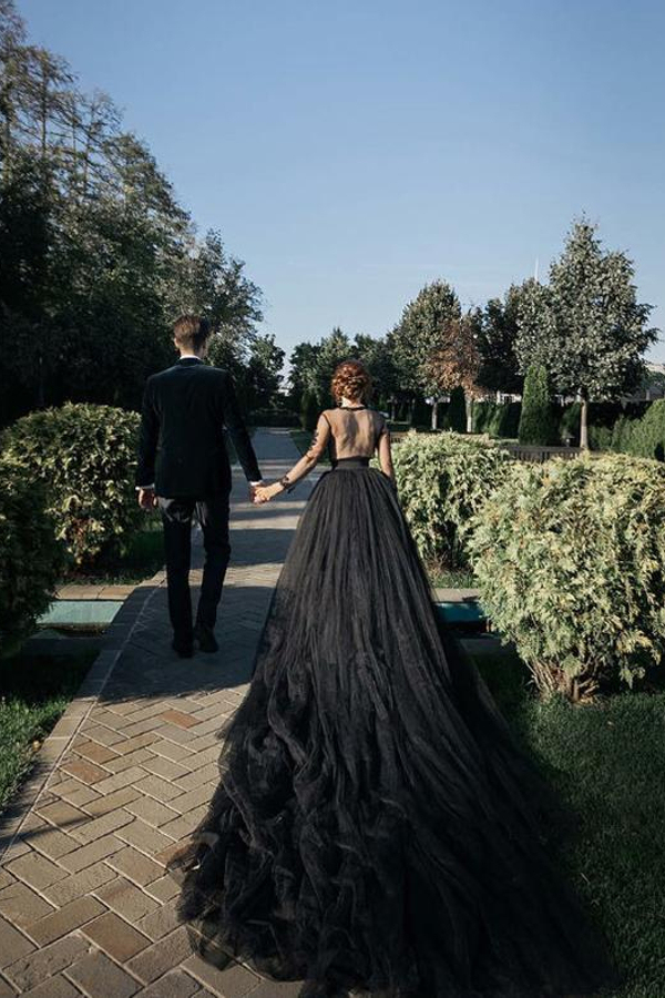 Charming Black Long Sleeves Evening Dress with Side Split Sweep Train