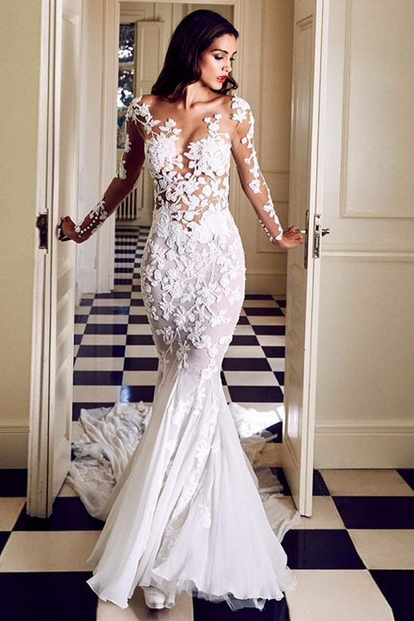 Charming Crew Neck Long Sleeve Mermaid Wedding Dress with Lace Appliques