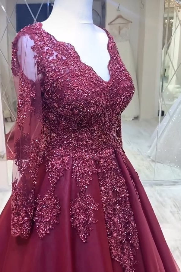 Charming V-Neck Lace Tulle Evening Maxi Dress Long Sleeves