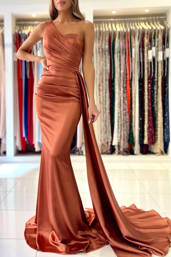 Chic Satin One Shoulder Side Slit Prom Dress with Side Cape