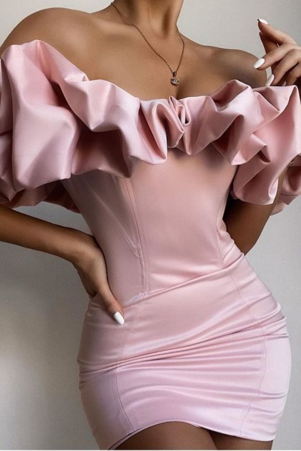 Chic Strapless Off-the-Shoulder Mini Stretch Satin Prom Dress