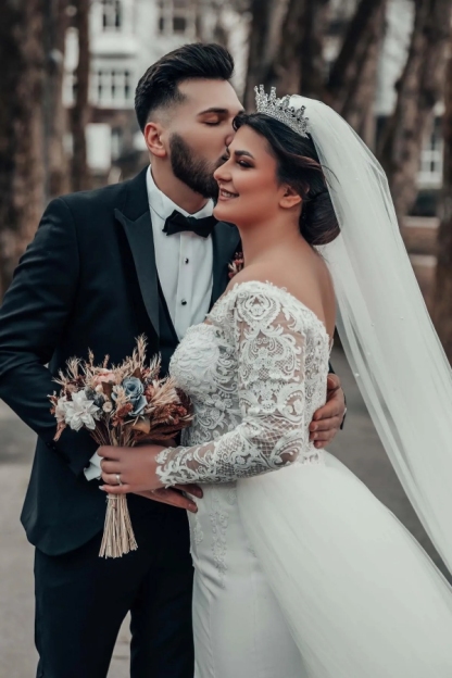 Chicloth Long Sleeves Lace Wedding Dress Mermaid Off-the-Shoulder