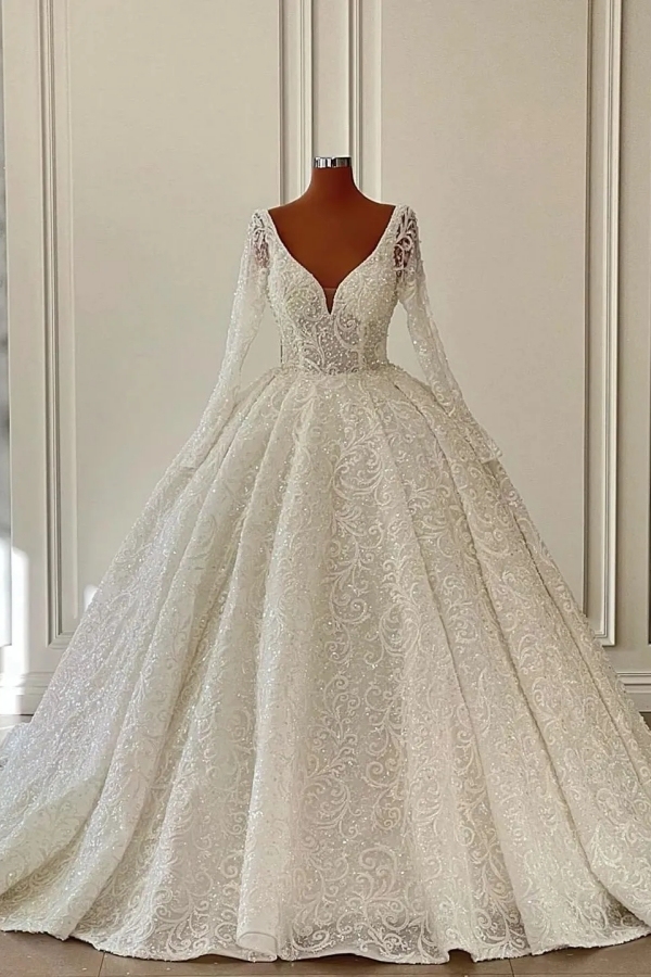 Chicloth Long Sleeves V-Neck Wedding Dress Ball Gown With Lace