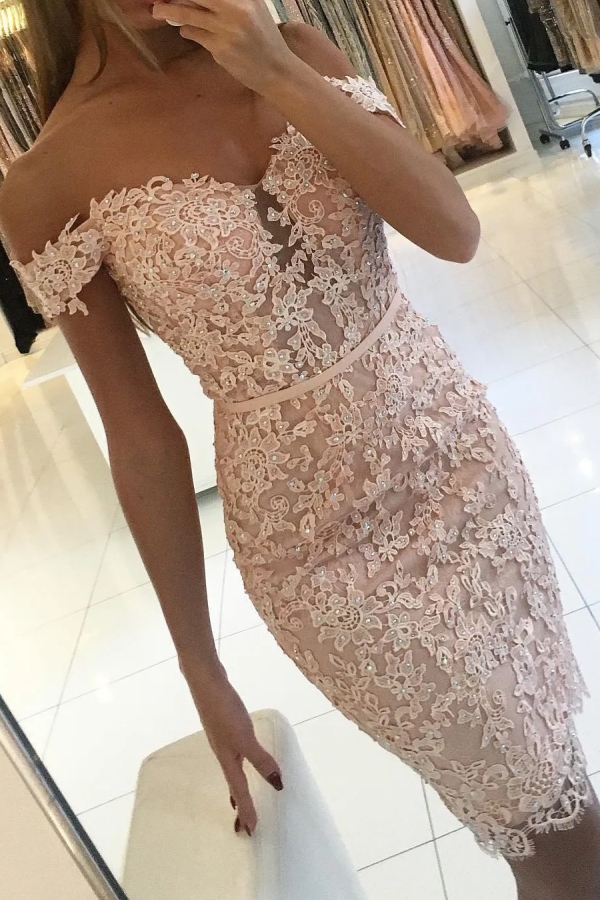 Chicloth Off-the-Shoulder Sheath Prom Dress Knee-Length With Appliques