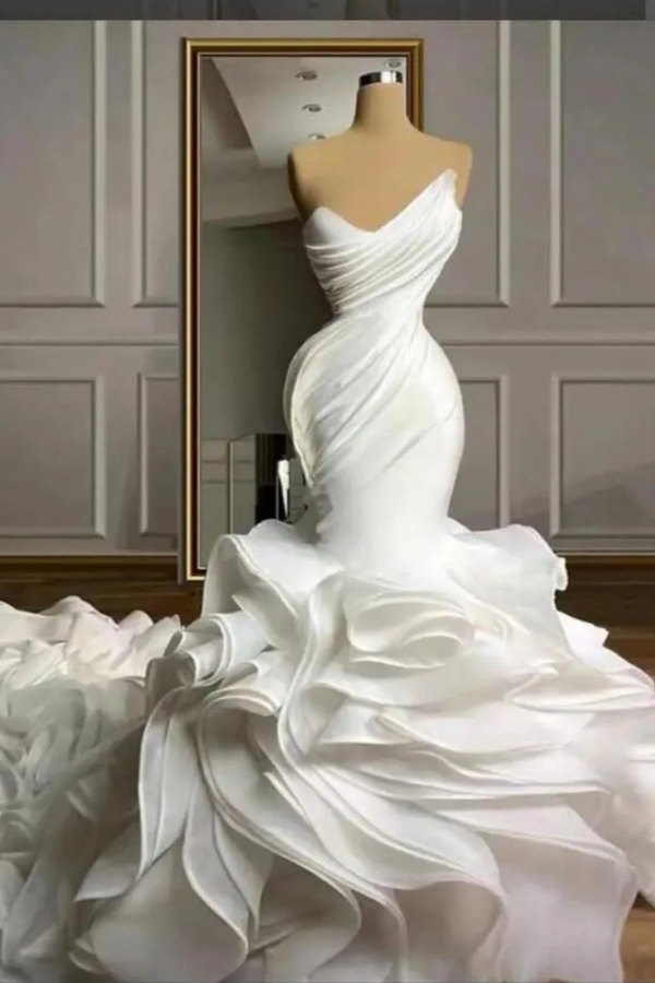 Chicloth Sweetheart Ruffles Wedding Dress Mermaid Long