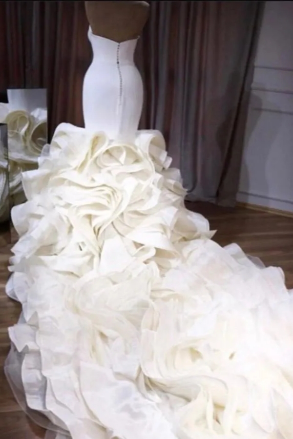 Chicloth Sweetheart Ruffles Wedding Dress Mermaid Long