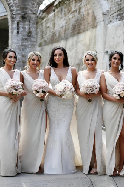 Elegant Sleeveless Ruffle Chiffon Bridesmaid Dresses With Front Split