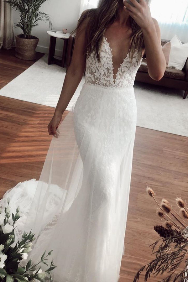Deep V-Neck Spaghetti Straps Mermaid Wedding Dress with Appliques