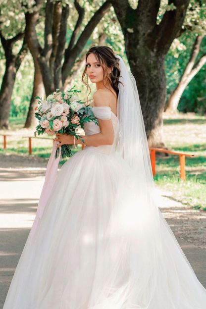 Elegant A-Line Off-Shoulder Heart-Neck Wedding Dress