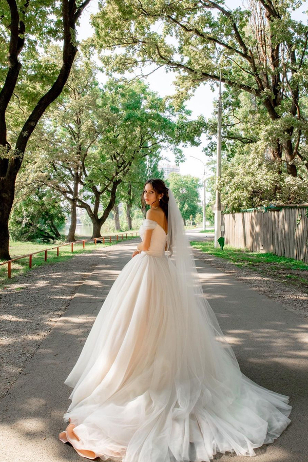Elegant A-Line Off-Shoulder Heart-Neck Wedding Dress