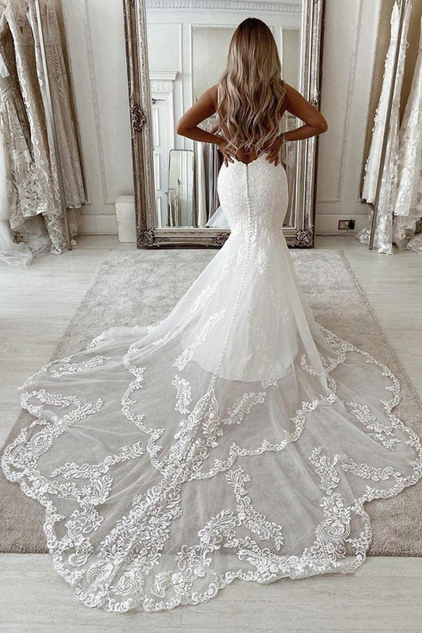 Elegant Applique Lace V-Neck Sleeveless Mermaid Wedding Dress for Church
