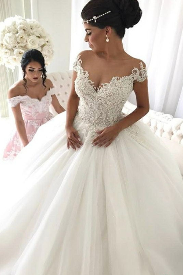 Elegant Ball Gown Sleeveless Off-Shoulder V-Neck Wedding Dress