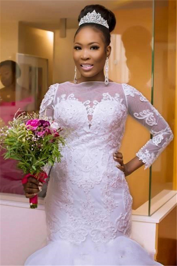 Elegant Jewel Long Sleeve Tulle Lace Wedding Dress with Court Train