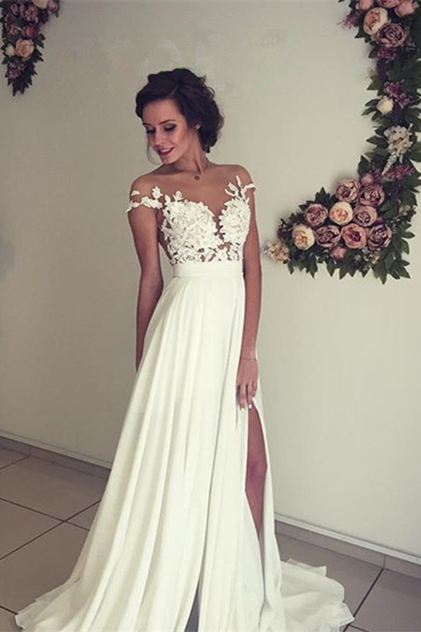 Elegant Lace Applique Long Chiffon Wedding Dress with Split