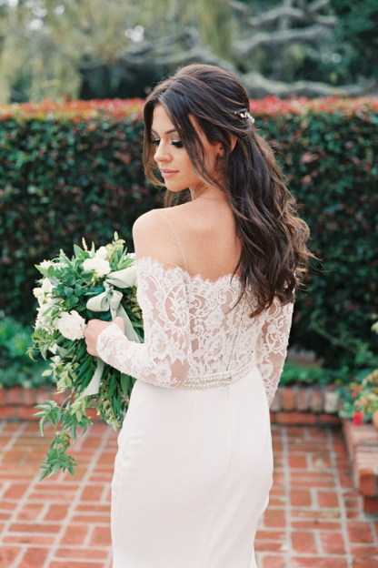 Elegant Lace Long Sleeve Mermaid Sheer Tulle Wedding Gown