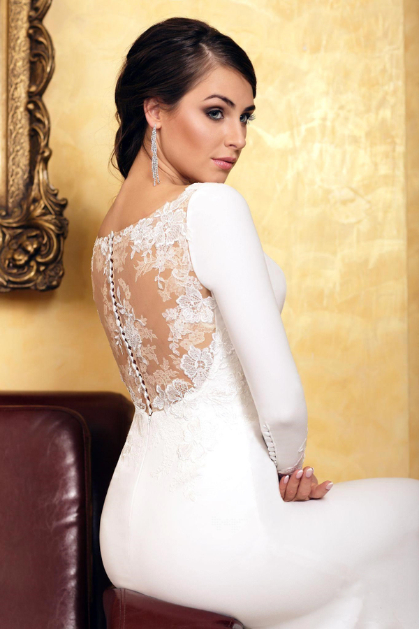 Elegant Mermaid Wedding Dress Long Sleeves Floral Lace Bridal Dress with Train