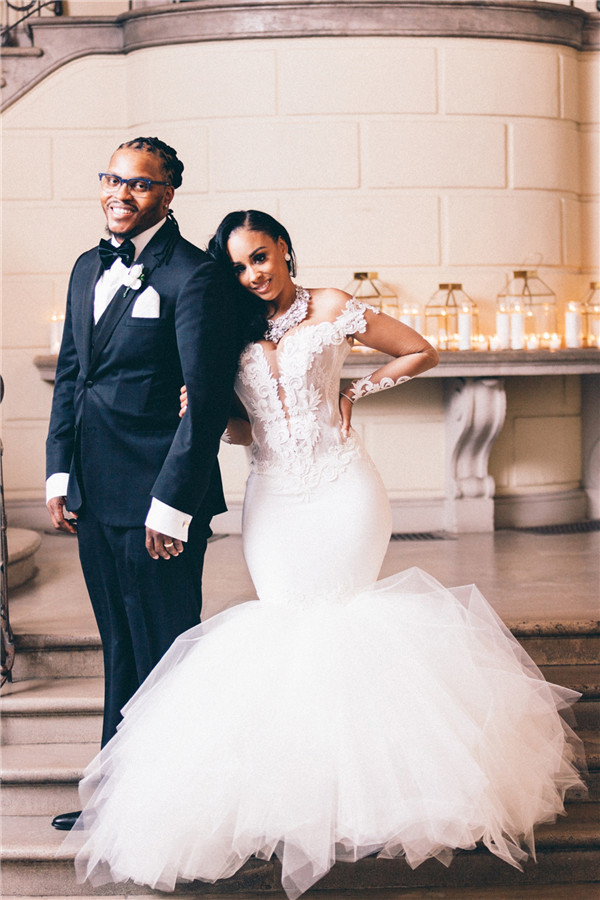 Elegant Off-Shoulder Mermaid Wedding Dress Long Sleeves with Lace Appliques