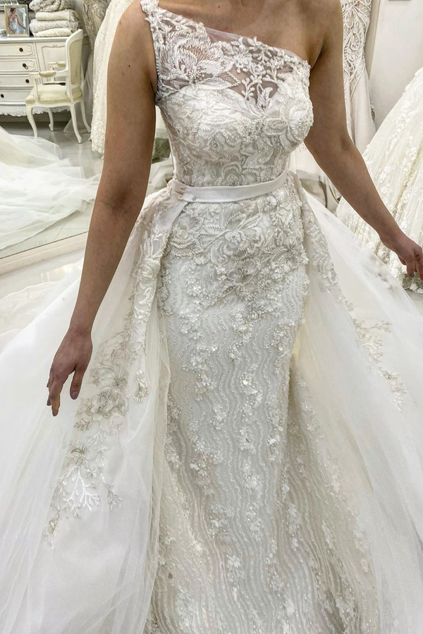 Elegant One-Shoulder Floral Pattern Mermaid Wedding Dress with Detachable Train