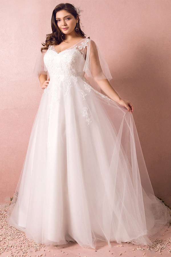 Elegant Plus Size Lace A-Line Wedding Dress with V-Neck Puffy Sleeves Tulle Bridal Dress