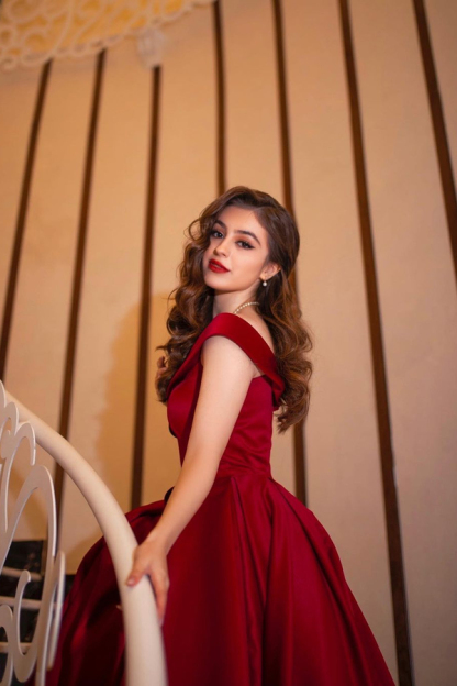 Elegant Red Long A-Line Evening Dress Dreamy Wide Strap Prom Dress