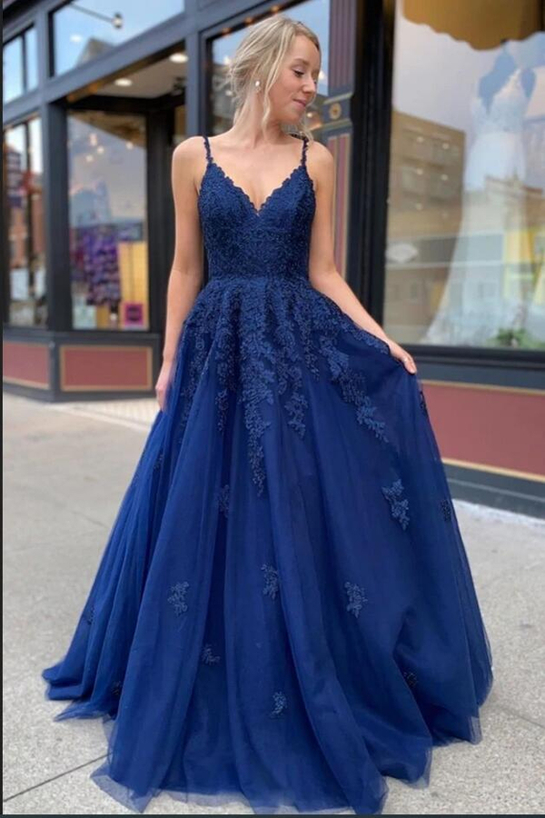 Elegant Sleeveless V-neck Tulle Lace Long Evening Gown with Lace Up Back