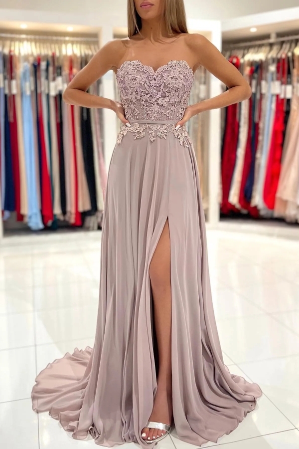 Elegant Sweetheart Floor-length Appliques Lace Prom Dresses with Split